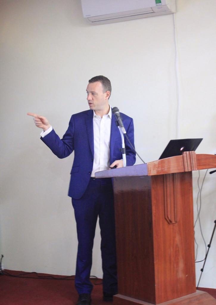 Tensor demonstrates portable facial recognition and Digital Crime Laboratory (DCL) systems to the Republic of Vietnam National Police image 1